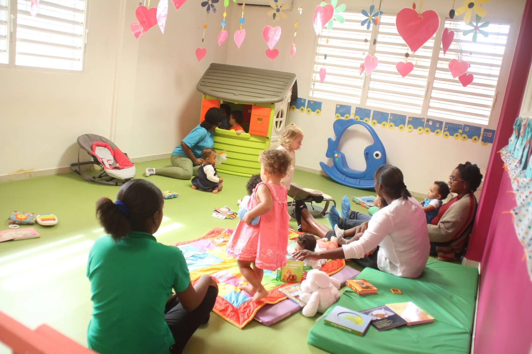 Salle de vie de la Micro-Crèche de Stanis